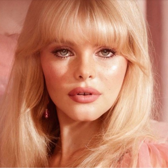 💎MOST POPULAR CHARLOTTE TILBURY💎BEAUTY LIGHT WAND
🙀PILLOW TALK ORIGINAL BNIB - Picture 3 of 7